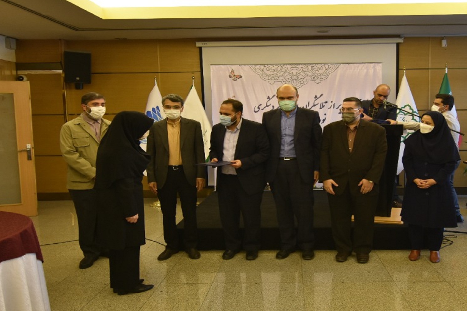 مراسم تجلیل از اعضای کمیته اطلاع‌رسانی ستاد اجرایی خدمات سفر استان تهران برگزار شد